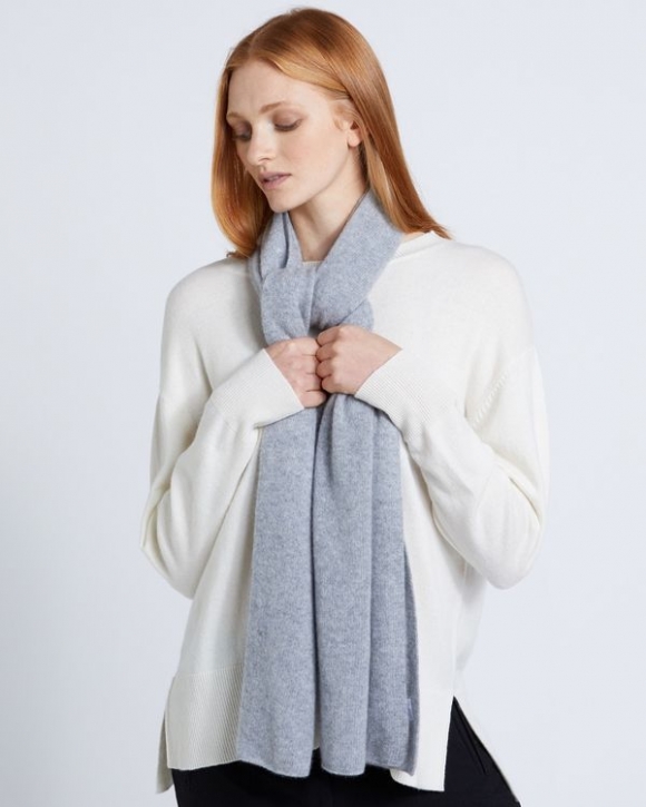 Carolyn Donnelly The Edit Grey Medium Cashmere Scarf Carolyn Donnelly The Edit Grey Medium Cashmere Scarf