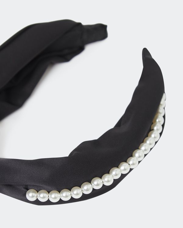 Pearl Embellished Hairband
