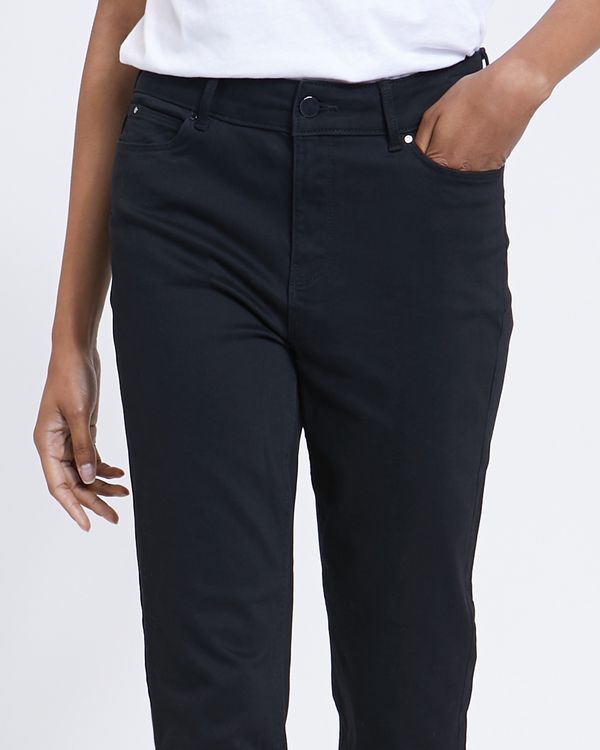 Straight Fit Mid Rise Jeans