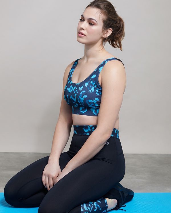 Printed Cross Back Sports Bra