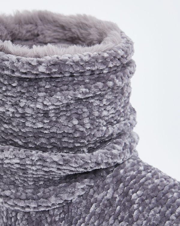 Chenille Bootie