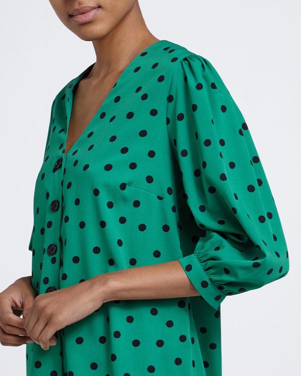 Button Front Top