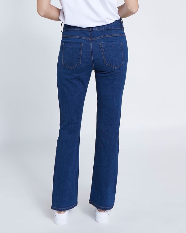 Mid Rise Essential Bootcut Fit Jeans