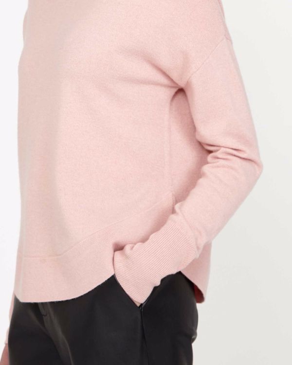 Carolyn Donnelly The Edit Curved Hem Sweater
